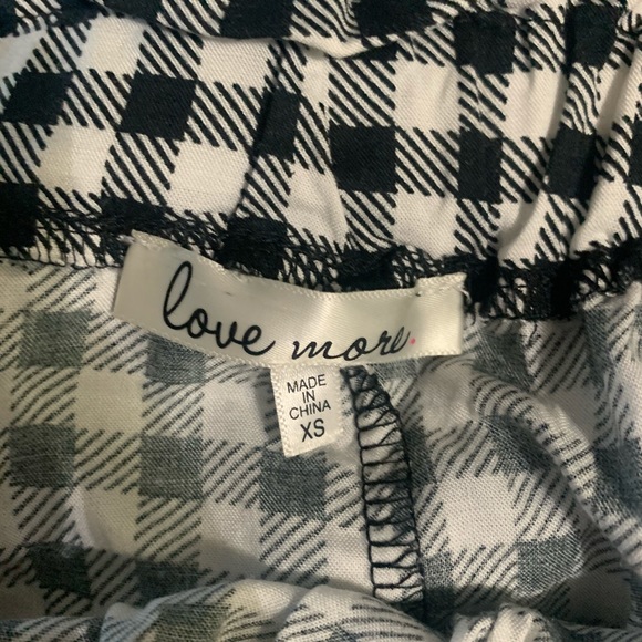 Black and white plaid off the shoulder top - Picture 3 of 3